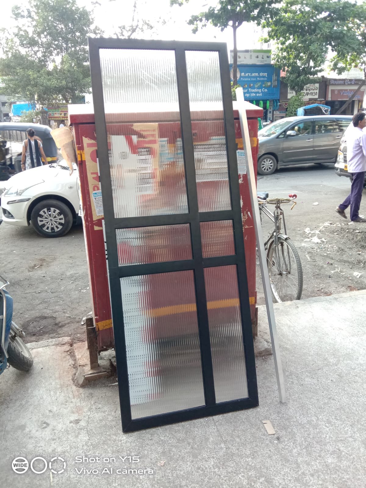 Glass partition office